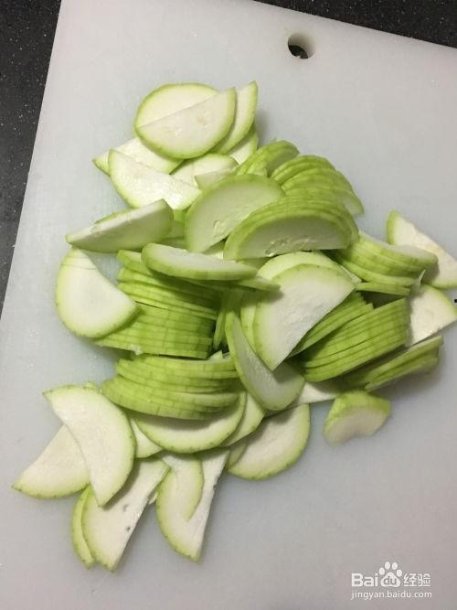 常吃蒲瓜致癌吗,致癌风险几何?揭秘蒲瓜与健康的真相