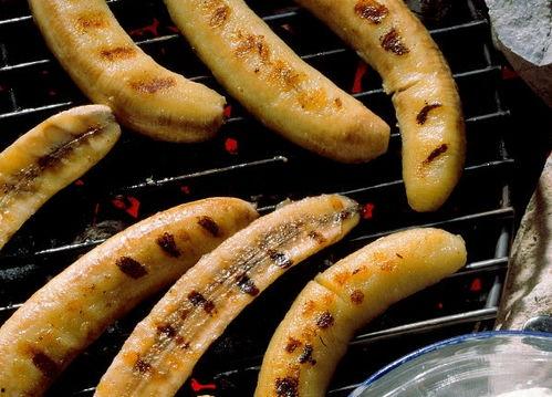 先吃烤肉再吃瓜